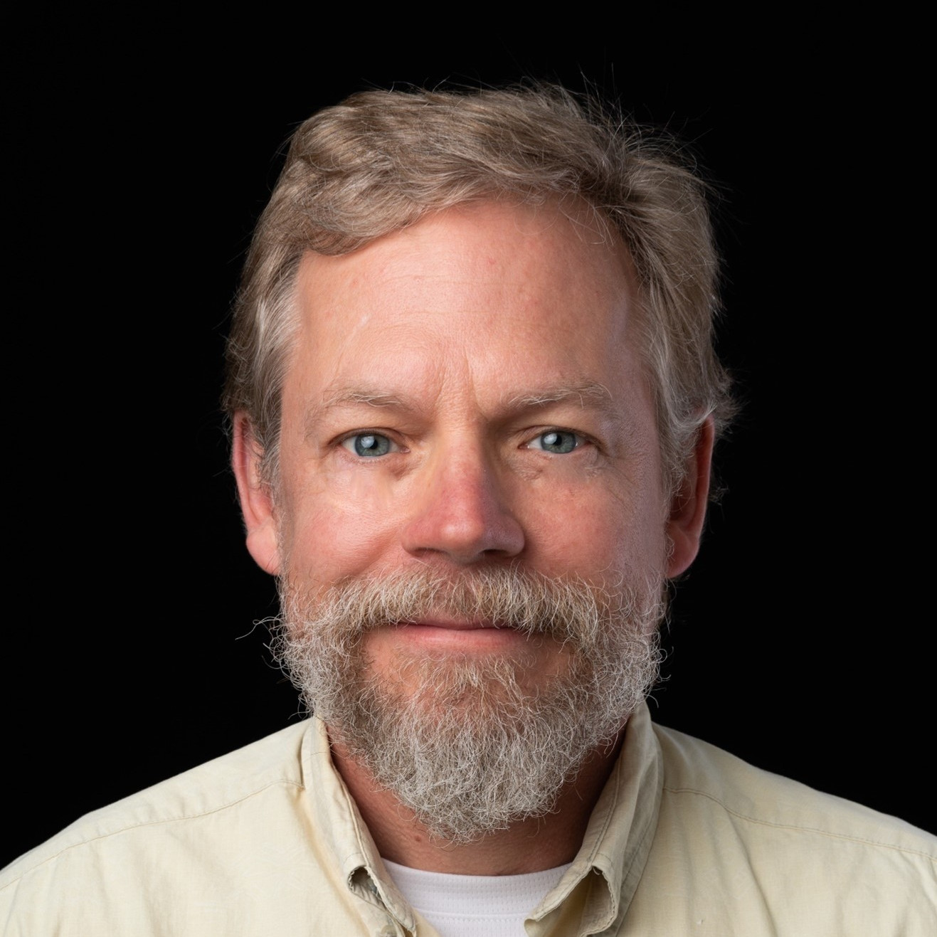 Headshot of Thomas Brown